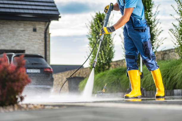Best Driveway Pressure Washing  in Cedar Hill, TX